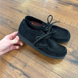Clarks Originals Wallabee shoes black suede Kids Size 2.5 EUC